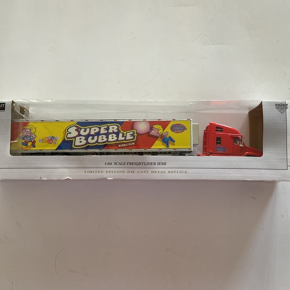 SpecCast Limited Edition DieCast Metal Super Bubble Semi Truck 1:64 Replica 14”